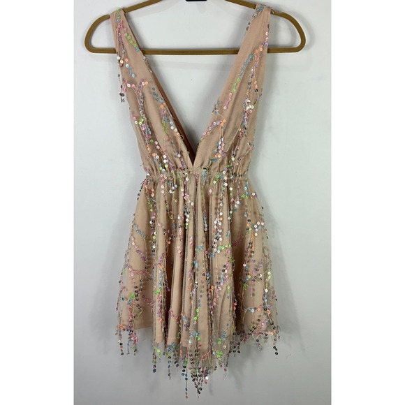 Selfie Leslie Dresses & Skirts - Selfie Leslie Sequin Mini Dress Women XS Nude Mesh Fairy Showgirl Glam Whimsical